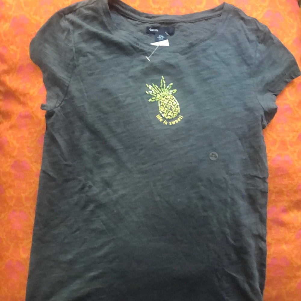 🍍 Dark Gray Cap Sleeve T-Shirt girl’s size 14-16